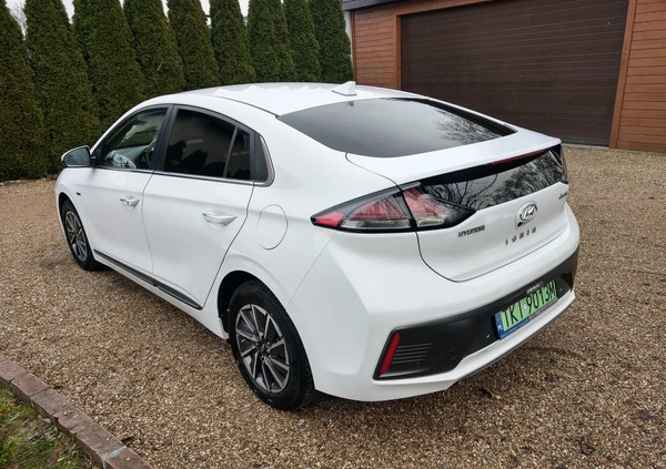 Hyundai IONIQ cena 71500 przebieg: 124000, rok produkcji 2019 z Chęciny małe 137